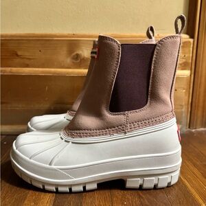 SOLD: Women’s pink and white suede waterproof Hunter boots size 8